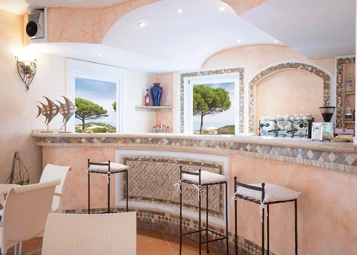 Hotiday Collection - 4* Baja Sardinia