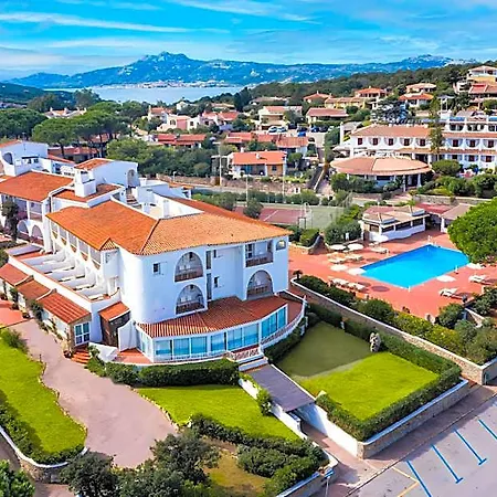Hotiday Collection - Ξενοδοχείο Baja Sardinia